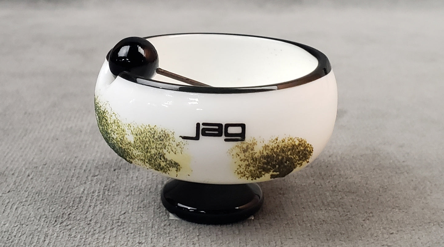 Jag Retro Dish (1)