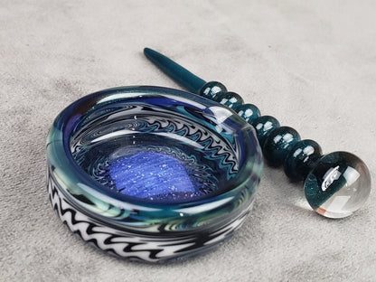 Cowboy Dish With Dabber (2 of 2)