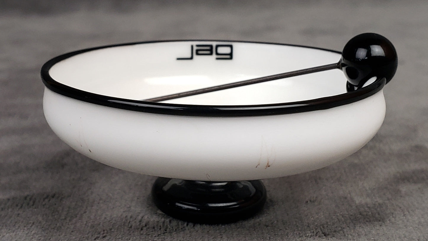 Jag Art Deco Dish and Dabber (1)