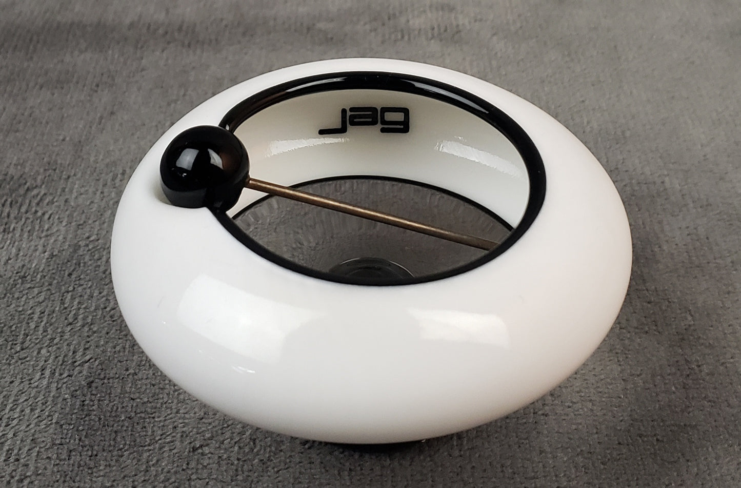 Jag Art Deco Dish and Dabber (2)