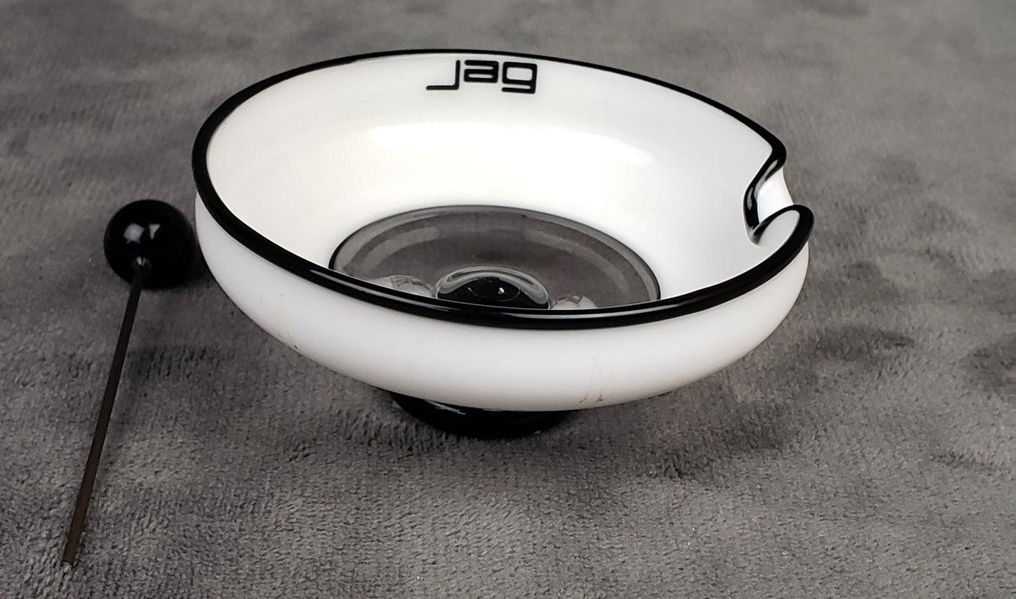 Jag Art Deco Dish and Dabber (1)